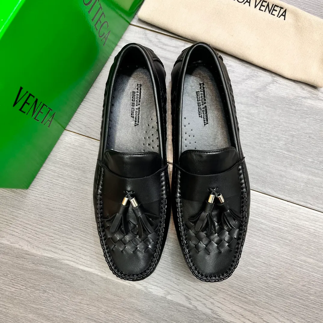 Factory price 420💵BV new men's shoes original replica👉👉High-end men's casual beanie shoes/💞driving shoes! 🔊Upper imported cowhide woven, ☑️Sheepskin lining, one-step design, light and smart ☮☮Suitable for all kinds of travel, exclusive new style, real shot, size 38-44, (45 can be customized)